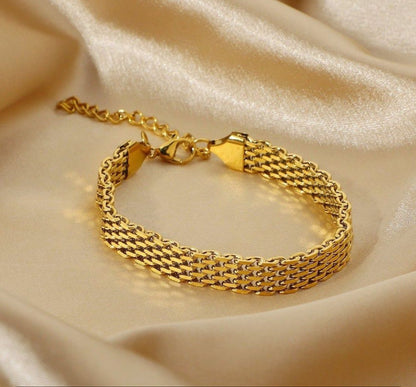 Mehroo Mesh Bracelet